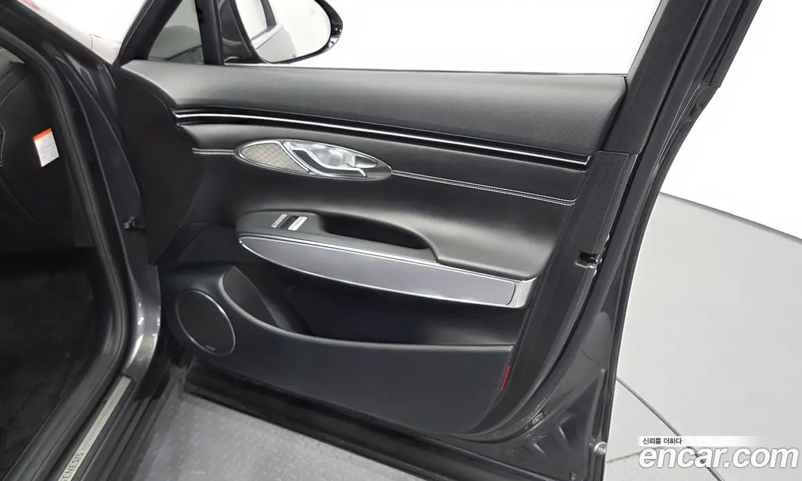 Genesis GV70 2022 0.1 автомат (гидро), фото 14