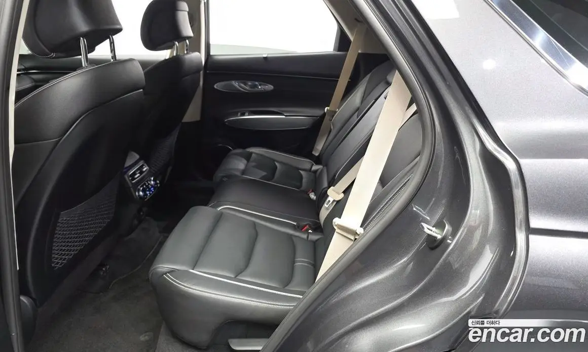 Genesis GV70 2022 0.1 автомат (гидро), фото 16