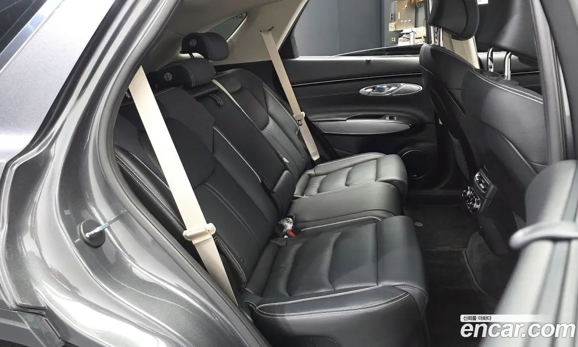 Genesis GV70 2022 0.1 автомат (гидро), фото 18