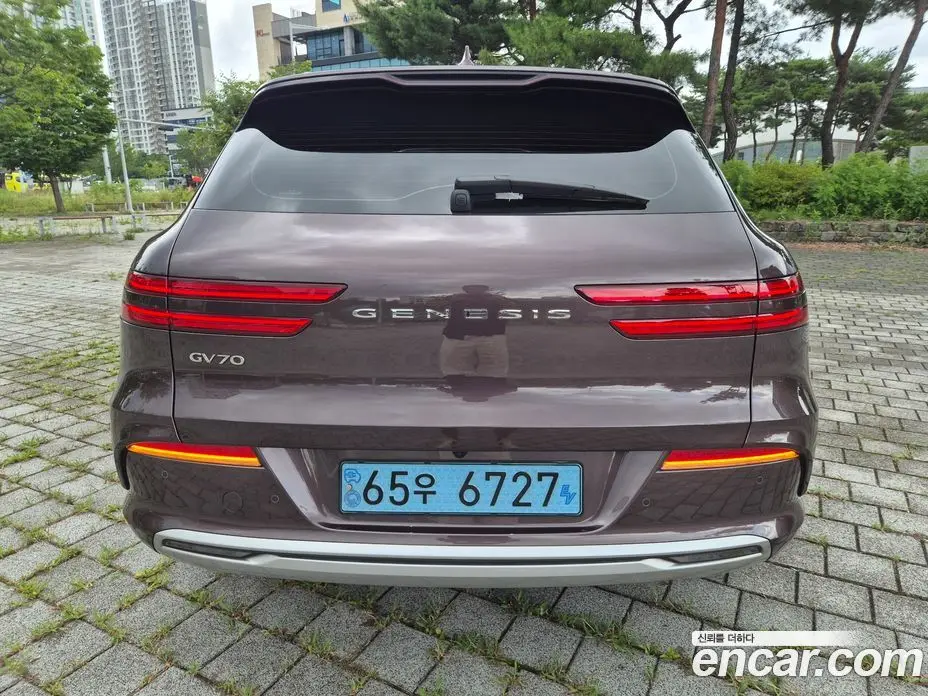 Genesis GV70 2022 0.1 автомат (гидро), фото 5