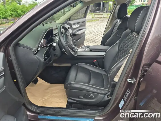 Genesis GV70 2022 0.1 автомат (гидро), миниатюра 9