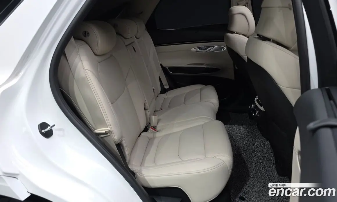 Genesis GV70 2023 2.5 автомат (гидро), фото 17