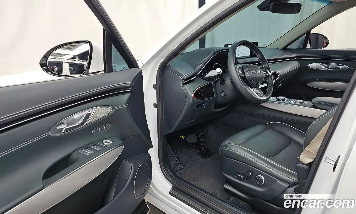 Genesis GV70 2023 0.1 автомат (гидро), фото 13