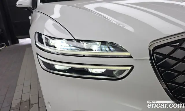 Genesis GV70 2023 0.1 автомат (гидро), миниатюра 8