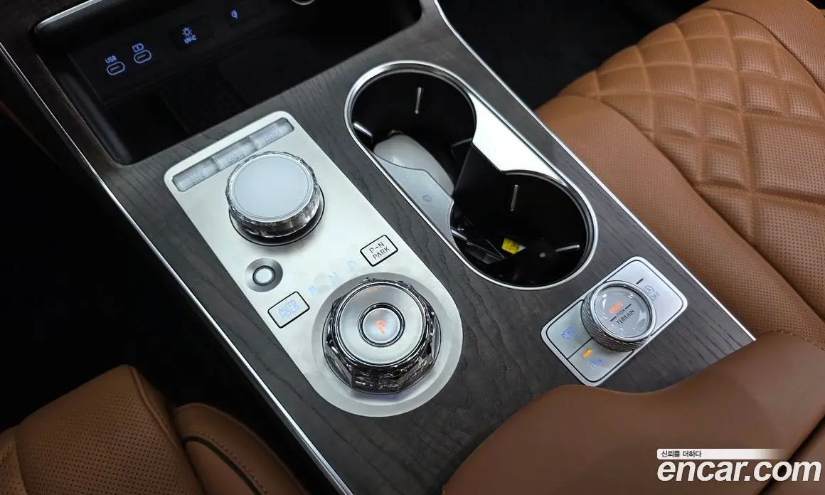 Genesis GV80 2024 3.5 автомат (гидро), фото 9