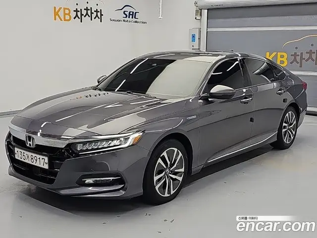 Honda Accord 2019 2.0 автомат (гидро), миниатюра 2