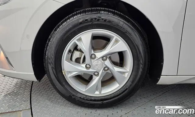 Hyundai Avante 2020 1.6 автомат (гидро), миниатюра 5