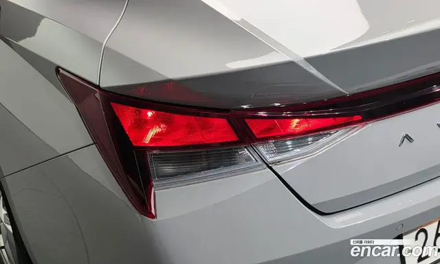 Hyundai Avante 2020 1.6 автомат (гидро), миниатюра 9