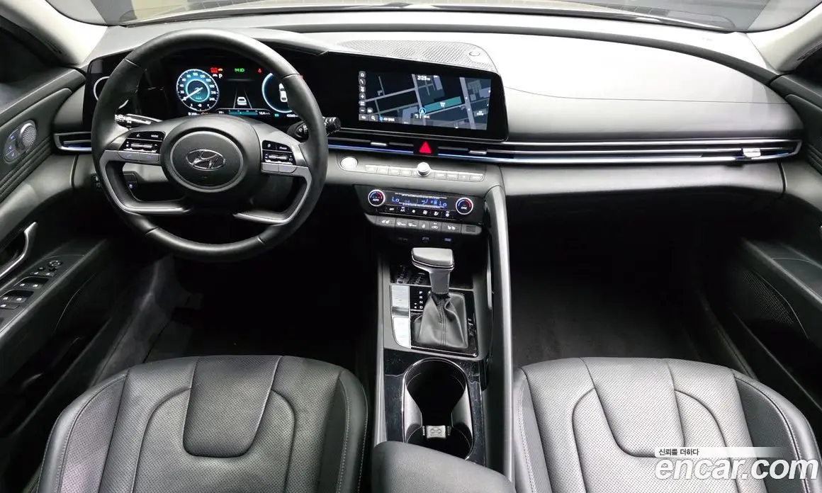 Hyundai Avante 2020 1.6 автомат (гидро), фото 7
