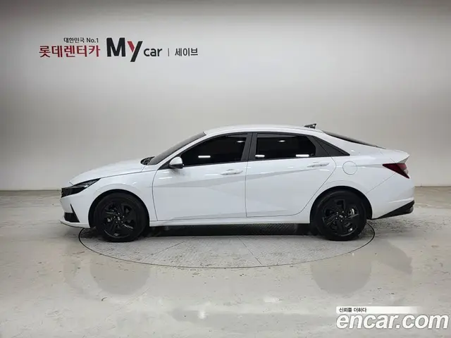Hyundai Avante 2022 1.6 автомат (гидро), миниатюра 2