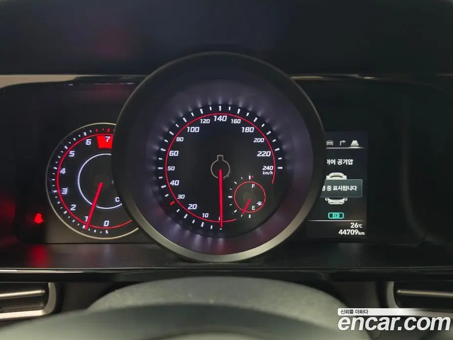 Hyundai Avante 2022 1.6 автомат (гидро), фото 11