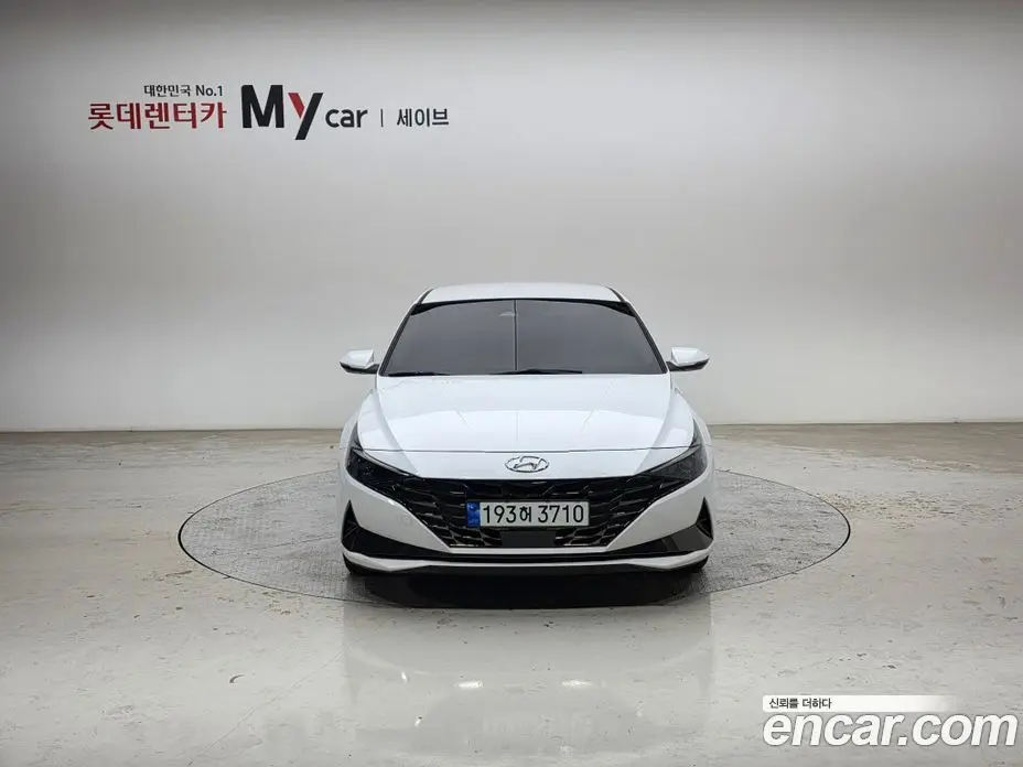 Hyundai Avante 2022 1.6 автомат (гидро), фото 8