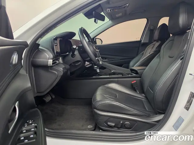 Hyundai Avante 2022 1.6 автомат (гидро), миниатюра 9