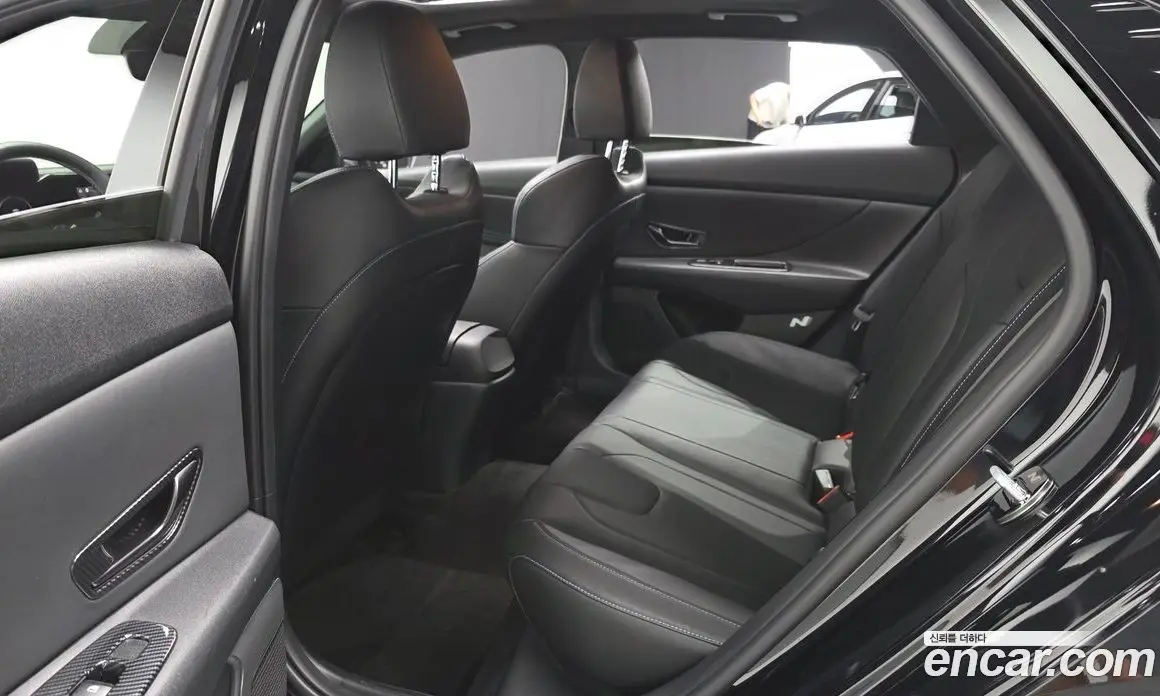 Hyundai Avante 2022 2.0 автомат (гидро), фото 11