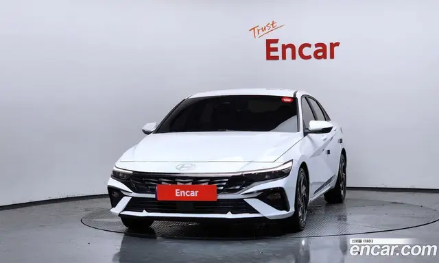 Hyundai Avante 2023 1.6 автомат (гидро), миниатюра 3
