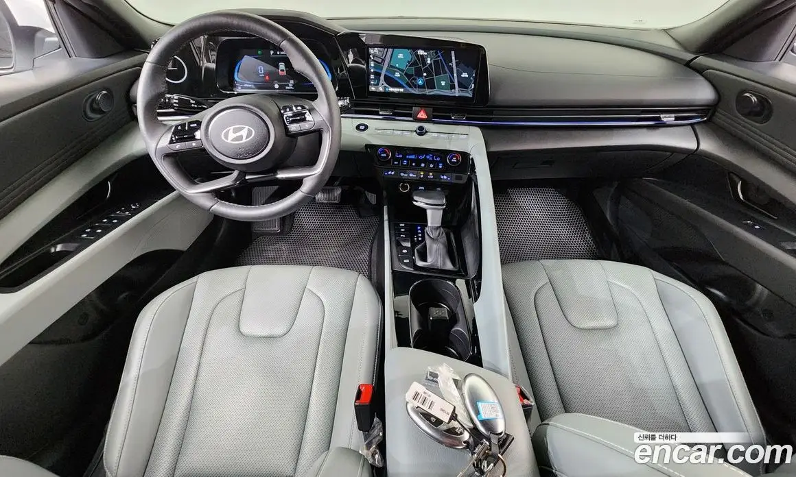 Hyundai Avante 2023 1.6 автомат (гидро), фото 10