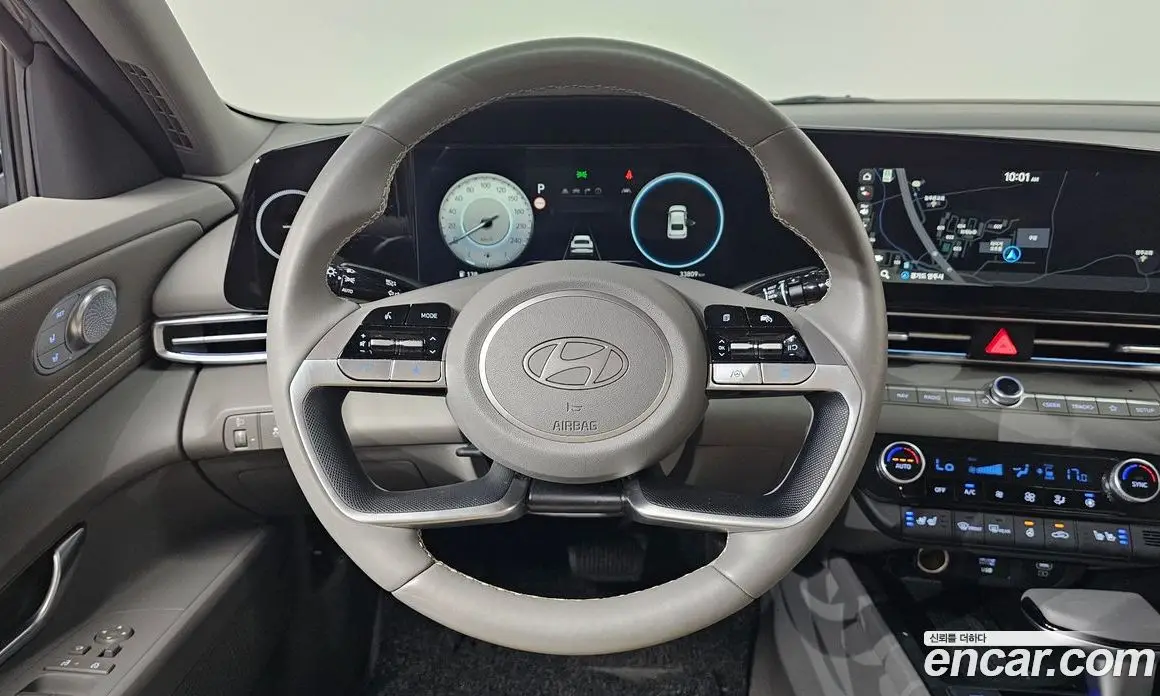 Hyundai Avante 2023 1.6 автомат (гидро), фото 18