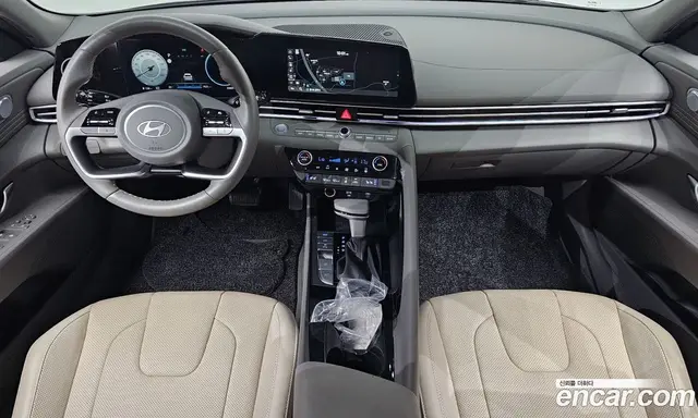 Hyundai Avante 2023 1.6 автомат (гидро), миниатюра 9