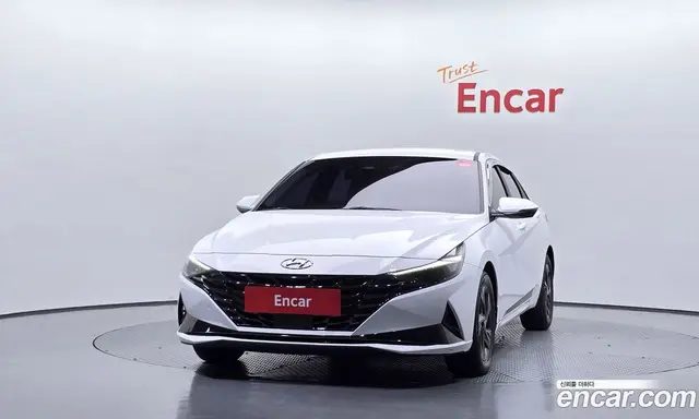 Hyundai Avante 2023 1.6 автомат (гидро), миниатюра 3