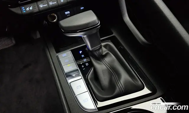 Hyundai Avante 2024 1.6 автомат (гидро), миниатюра 11