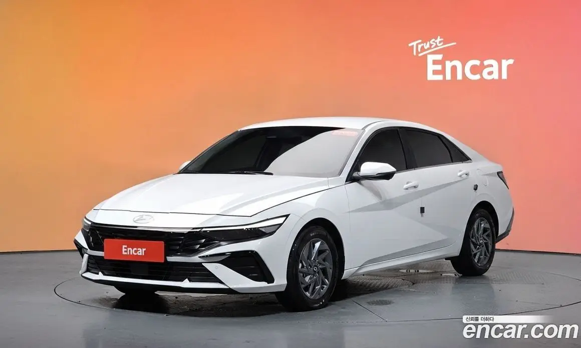 Hyundai Avante 2024 1.6 автомат (гидро), фото 33