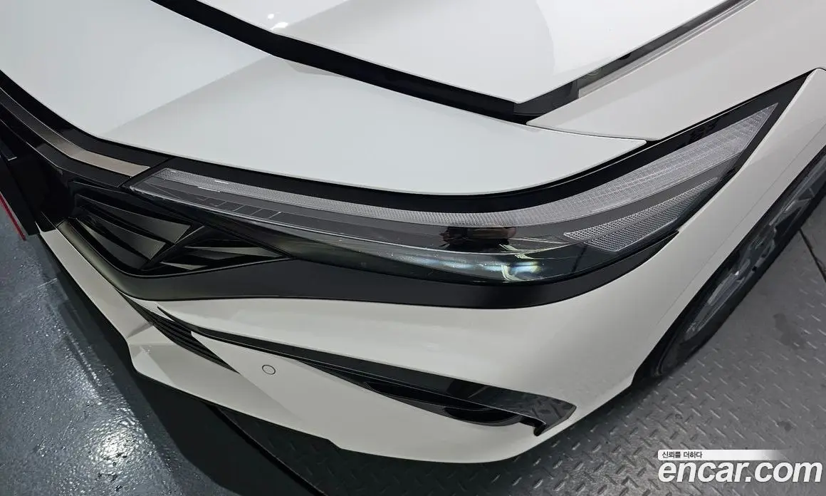 Hyundai Avante 2024 1.6 автомат (гидро), фото 7