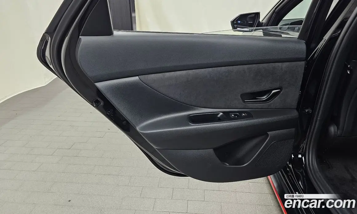 Hyundai Avante 2025 2.0 автомат (гидро), фото 14