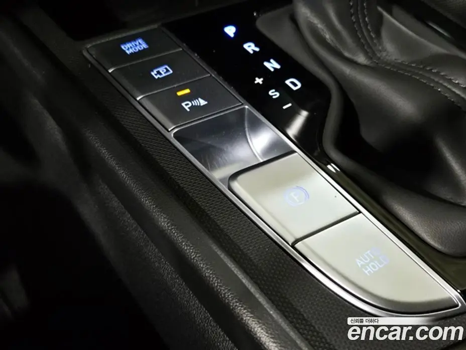 Hyundai Avante 2025 1.6 автомат (гидро), фото 15