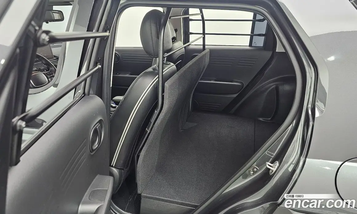 Hyundai Casper 2024 1.0 автомат (гидро), фото 16
