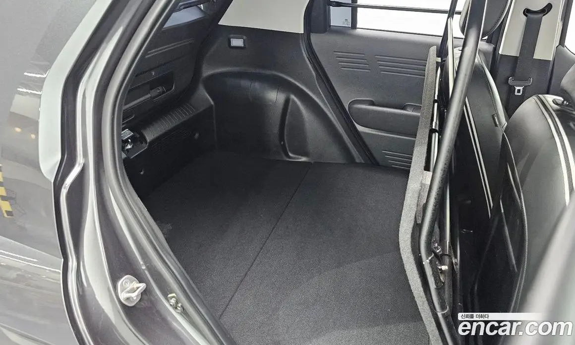 Hyundai Casper 2024 1.0 автомат (гидро), фото 17