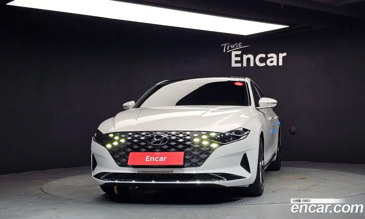 Hyundai Grandeur 2020 2.5 автомат (гидро), фото 3