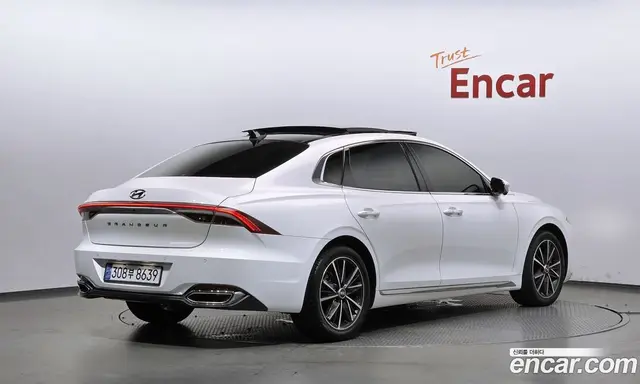 Hyundai Grandeur 2022 2.5 автомат (гидро), миниатюра 2