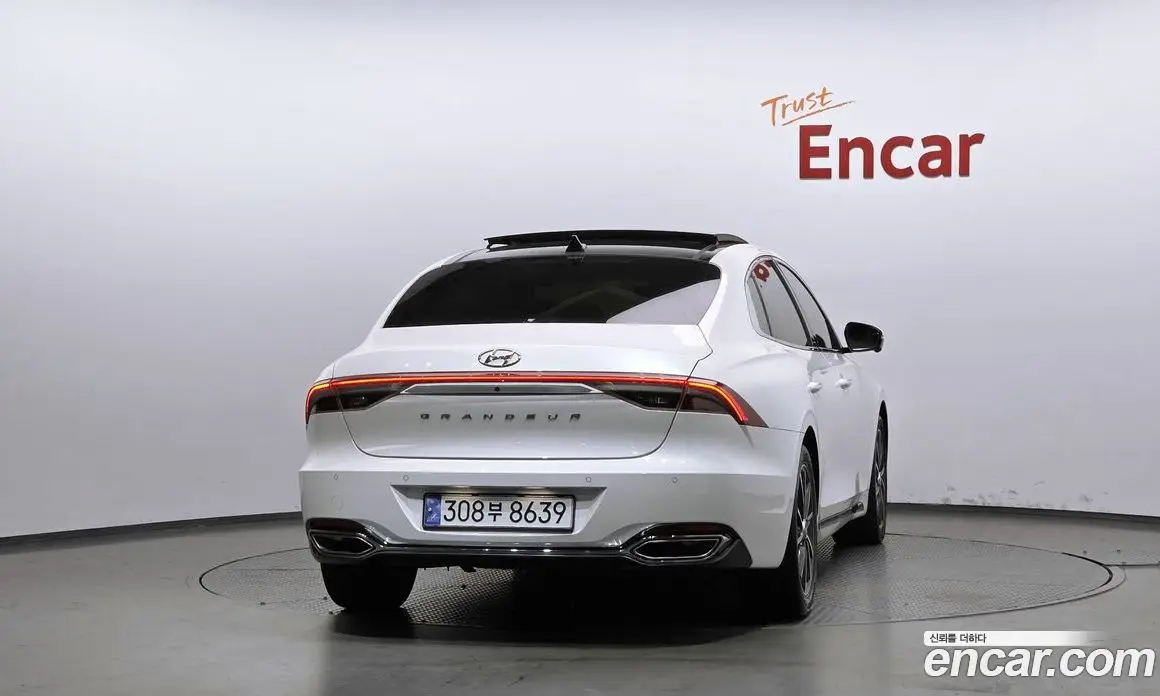Hyundai Grandeur 2022 2.5 автомат (гидро), фото 4