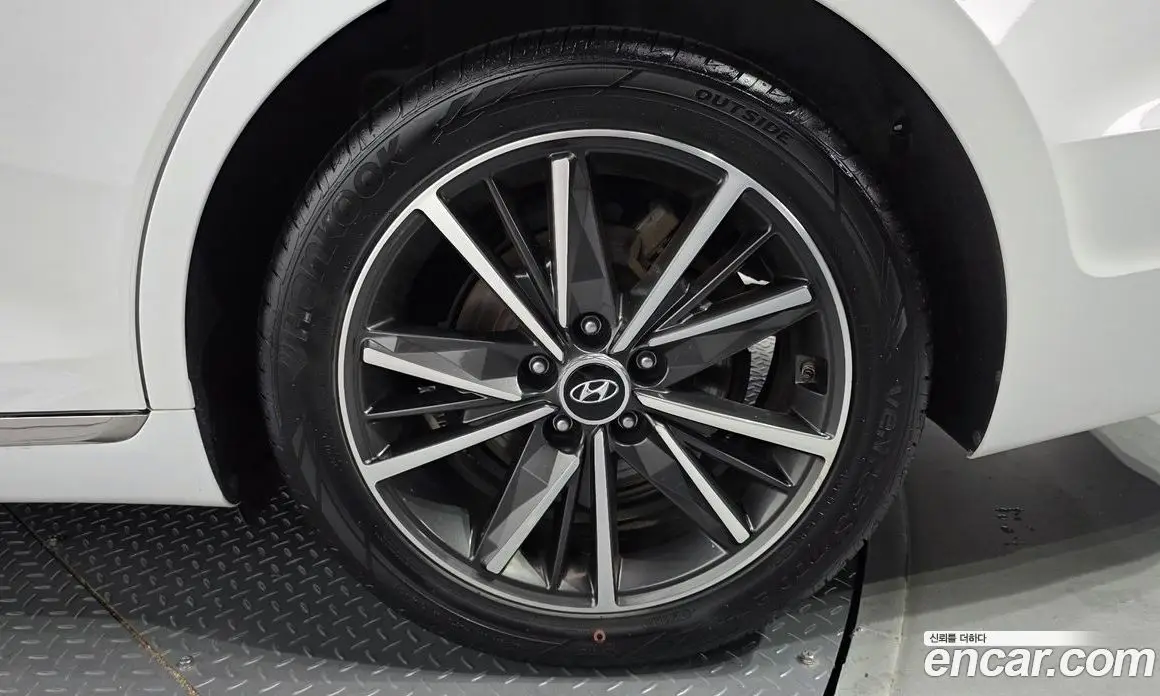 Hyundai Grandeur 2022 2.5 автомат (гидро), фото 7