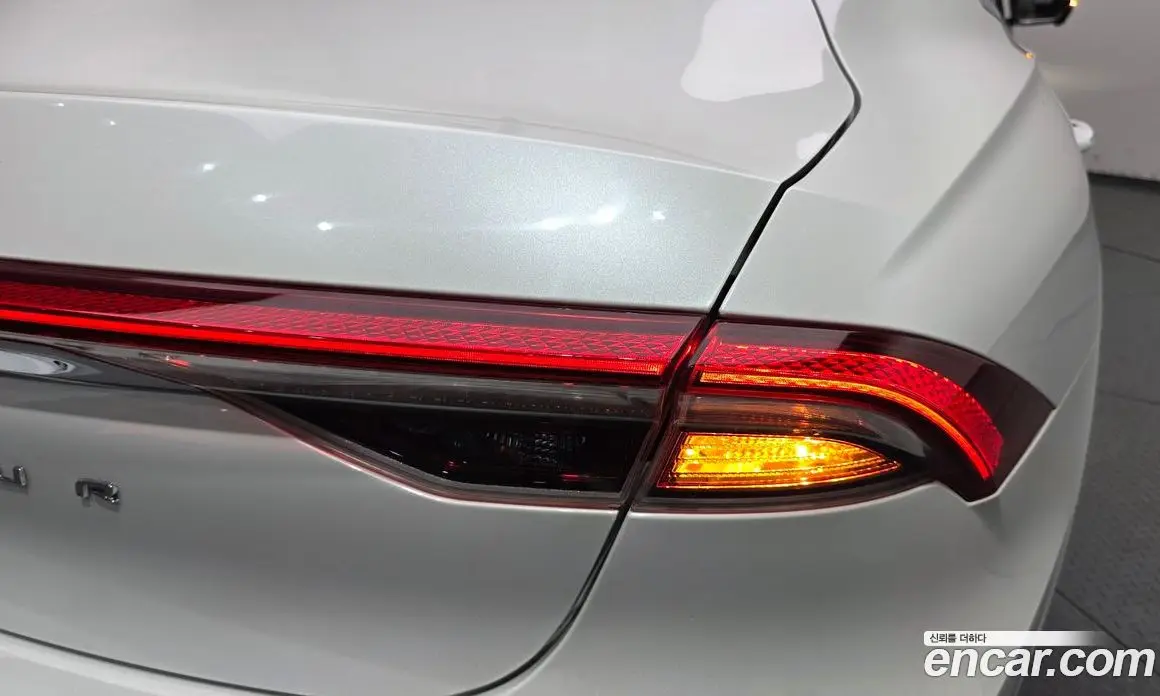 Hyundai Grandeur 2022 2.5 автомат (гидро), фото 9