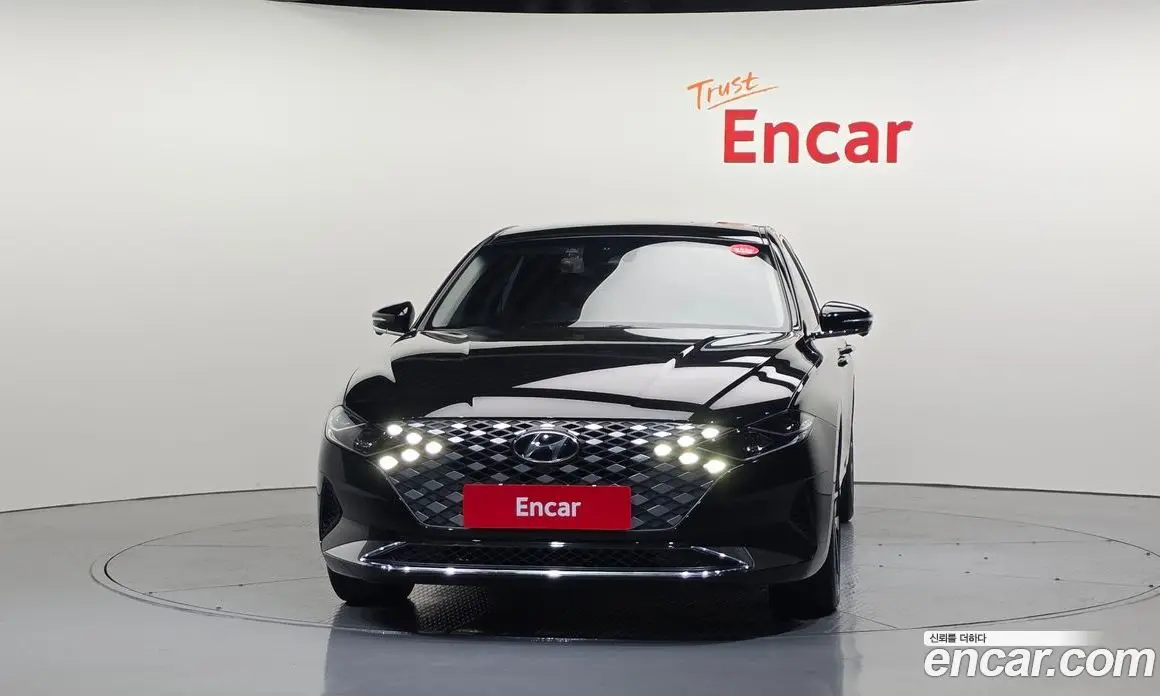 Hyundai Grandeur 2022 2.5 автомат (гидро), фото 3