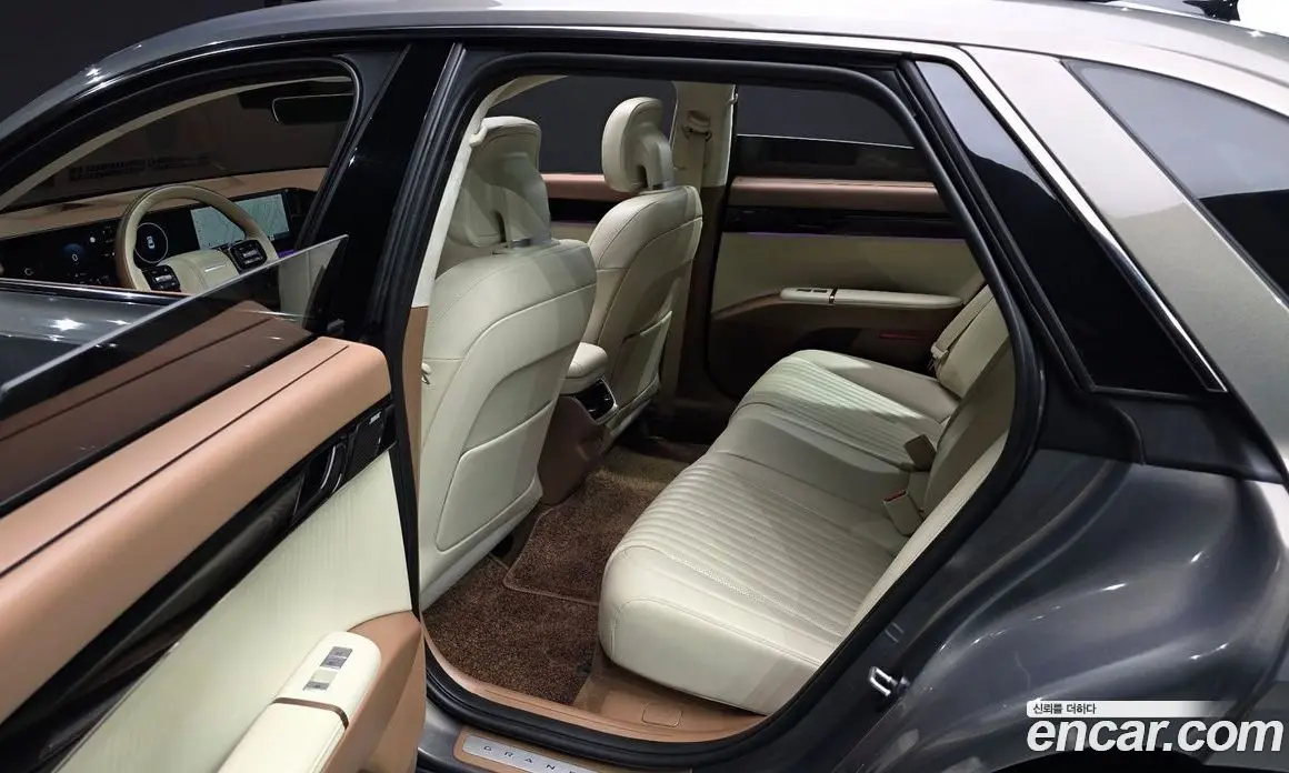 Hyundai Grandeur 2024 2.5 автомат (гидро), фото 12