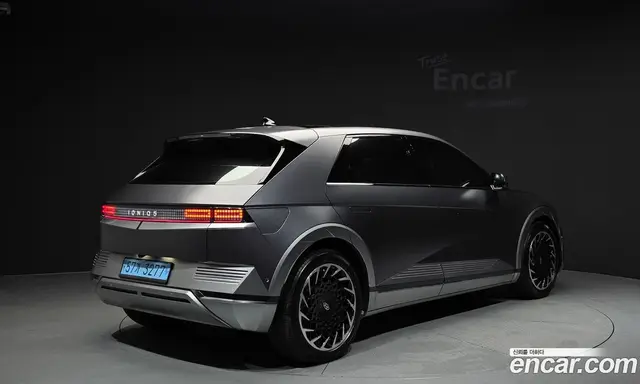Hyundai Ioniq 5 2024 0.1 автомат (гидро), миниатюра 2