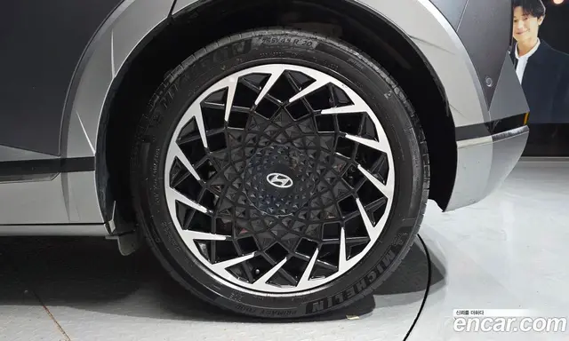 Hyundai Ioniq 5 2024 0.1 автомат (гидро), миниатюра 7