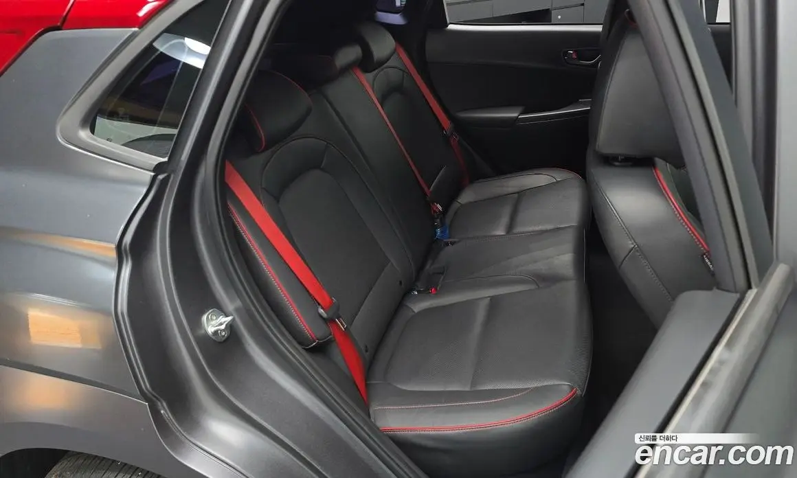 Hyundai Kona 2019 1.6 автомат (гидро), фото 16