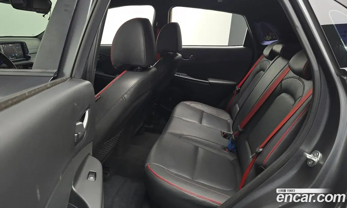 Hyundai Kona 2019 1.6 автомат (гидро), фото 17
