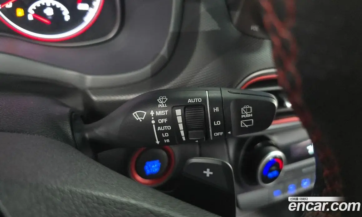 Hyundai Kona 2019 1.6 автомат (гидро), фото 26