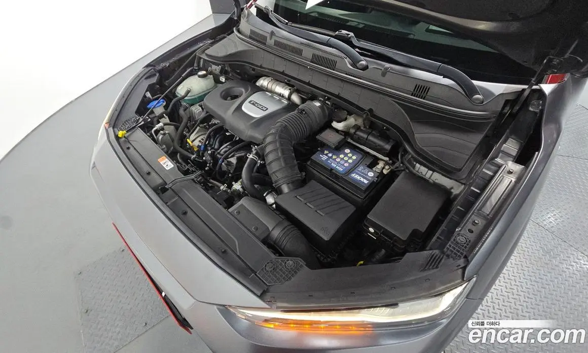 Hyundai Kona 2019 1.6 автомат (гидро), фото 5