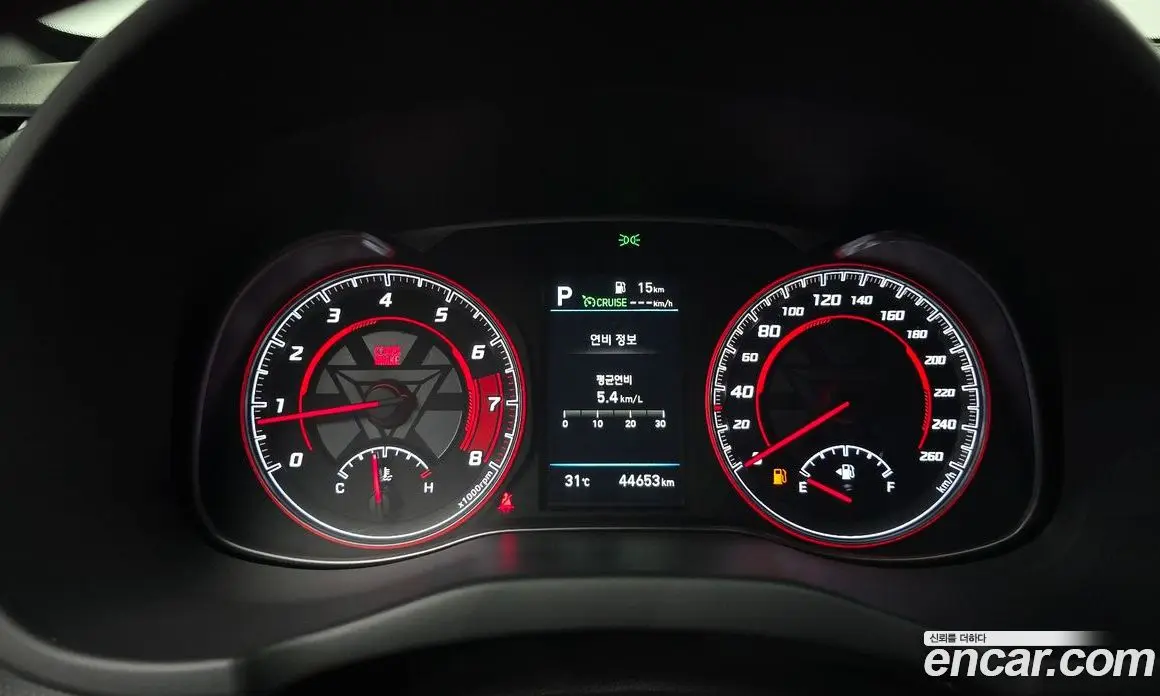Hyundai Kona 2019 1.6 автомат (гидро), фото 10