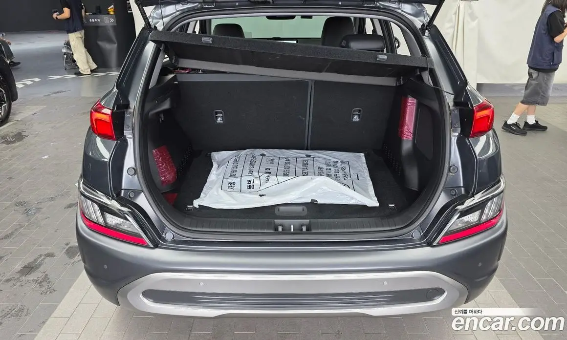 Hyundai Kona 2021 1.6 автомат (гидро), фото 20