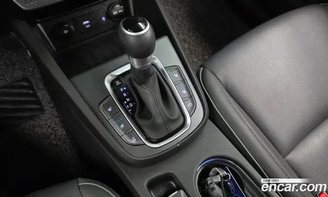 Hyundai Kona 2021 1.6 автомат (гидро), миниатюра 9