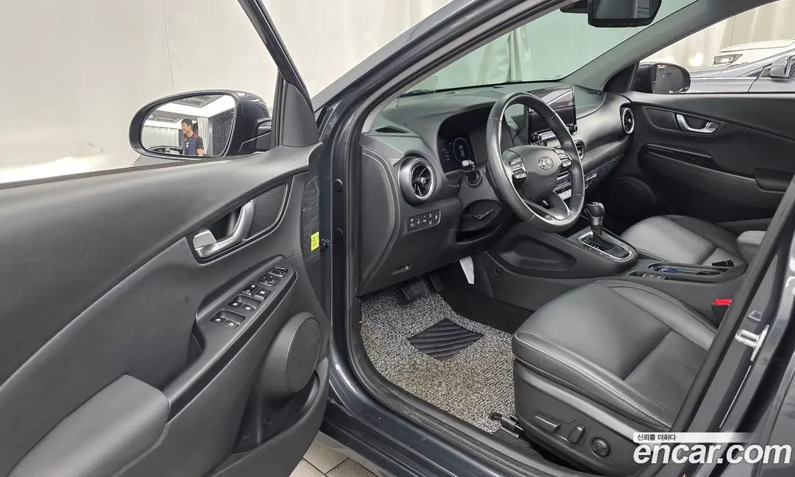 Hyundai Kona 2021 1.6 автомат (гидро), фото 10