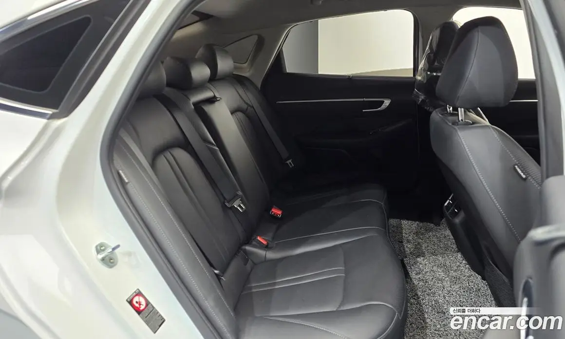 Hyundai Sonata 2020 2.0 автомат (гидро), фото 17