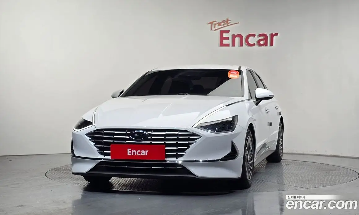 Hyundai Sonata 2020 2.0 автомат (гидро), фото 3