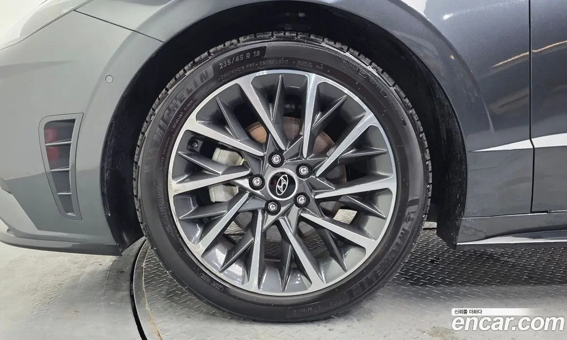 Hyundai Sonata 2020 1.6 автомат (гидро), фото 5